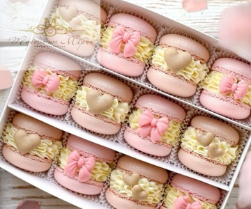 Макарон с разными начинками- 250 руб/шт